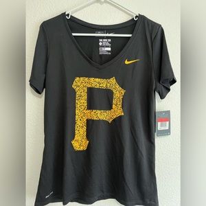 Nike Pittsburgh Pirates Dri-Fit shirt
